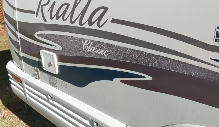 1999 Rialta QD Classic Old Decals Painting Your RV Remove 